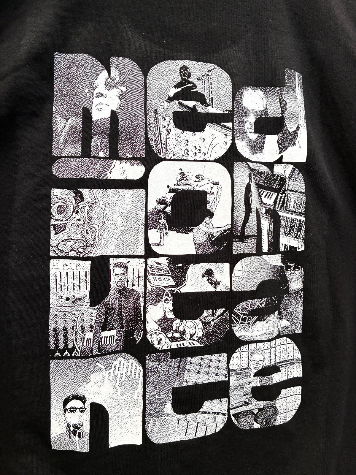 Medio Mutante LOGO T-Shirt (Black)