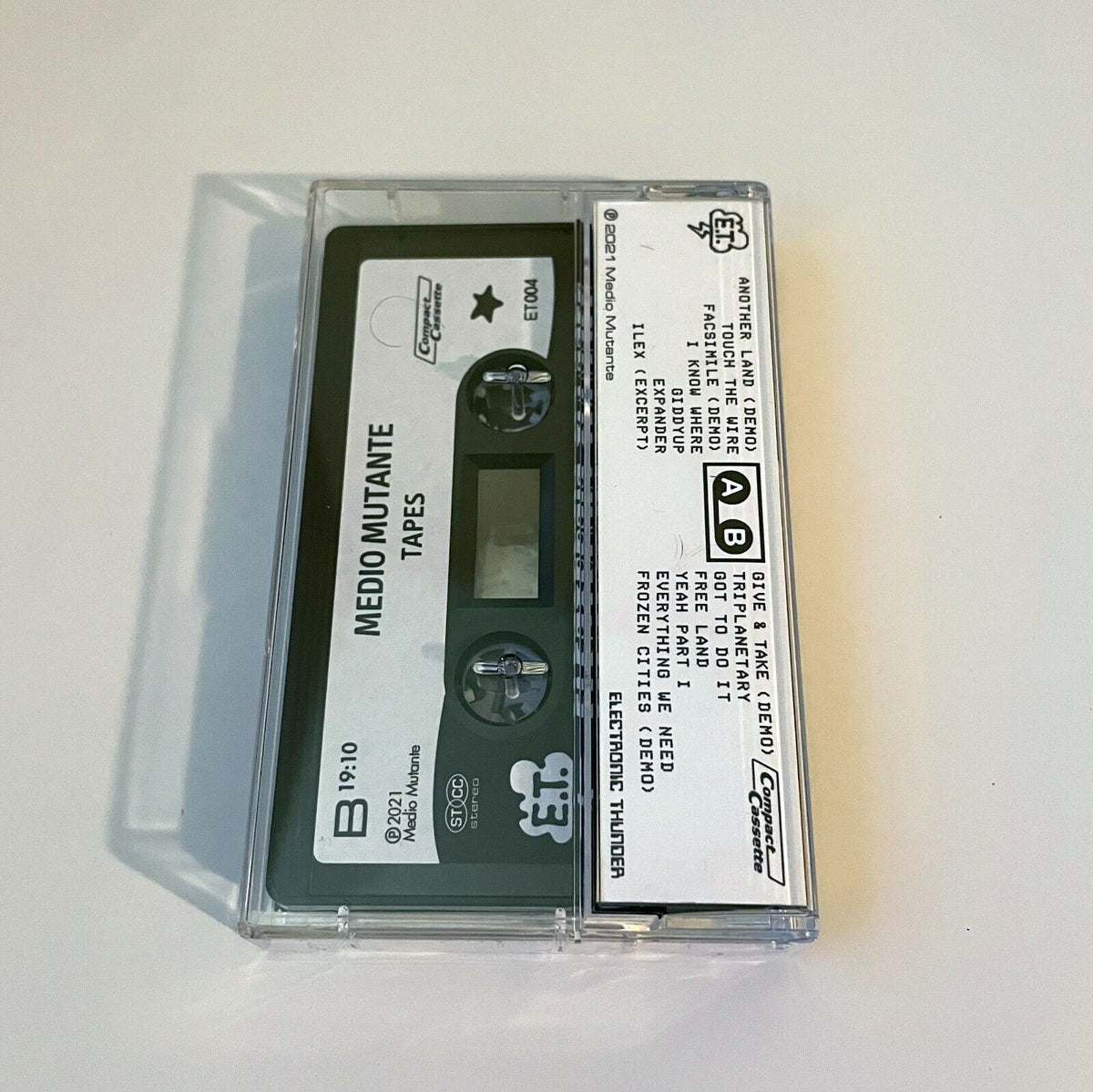Medio Mutante "Tapes" cassette album